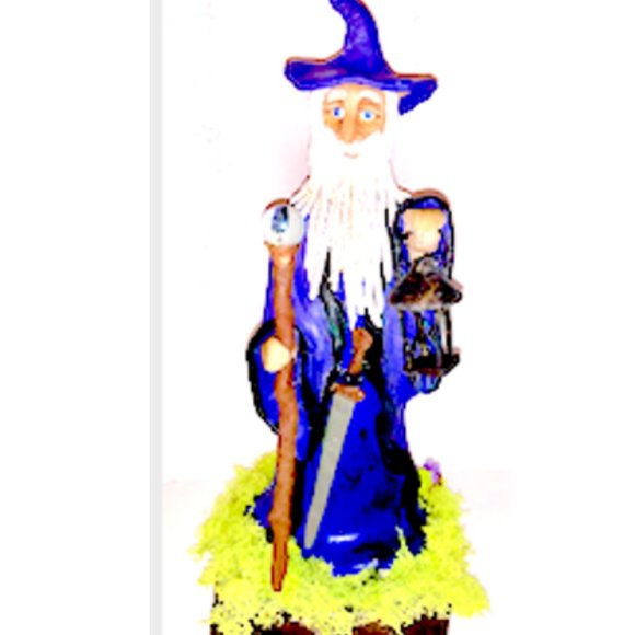 Light Up Elf Wizard with sword, lamp, hat, cape, walking stick with crystal ball - Picture 3 of 5